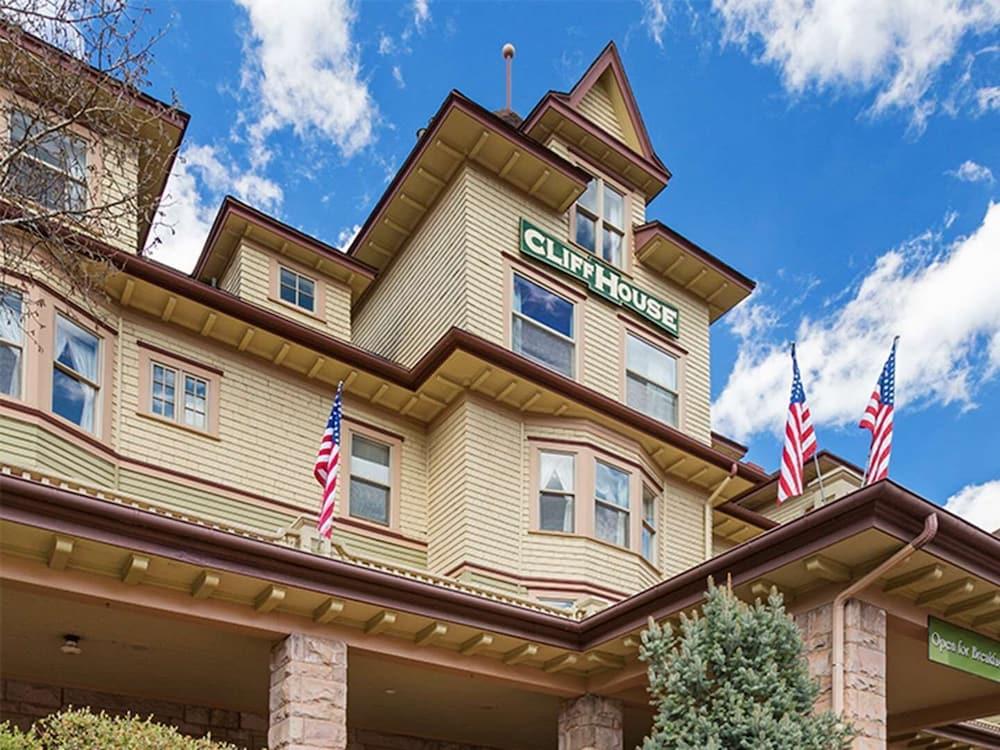 Отель Cliff House At Pikes Peak Маниту-Спрингс Экстерьер фото